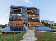 Tiede ja Uponorin teknologia yhdistyvät nollanettopäästöisessä toimistorakennuksessa